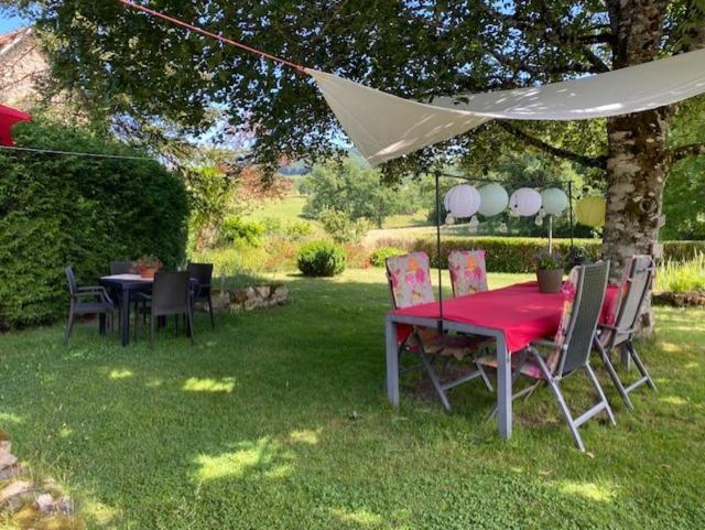 Maison De Campagne Sarroux エクステリア 写真