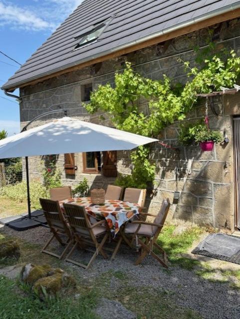 Maison De Campagne Sarroux エクステリア 写真